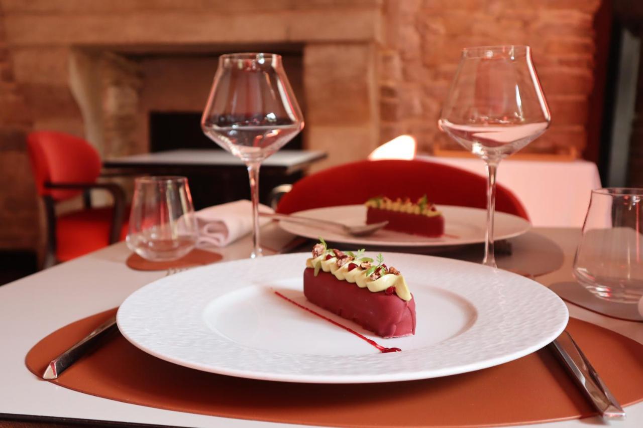 Maison Philippe Le Bon Hotel, Restaurant & Bar Le 19 Hotel 4*