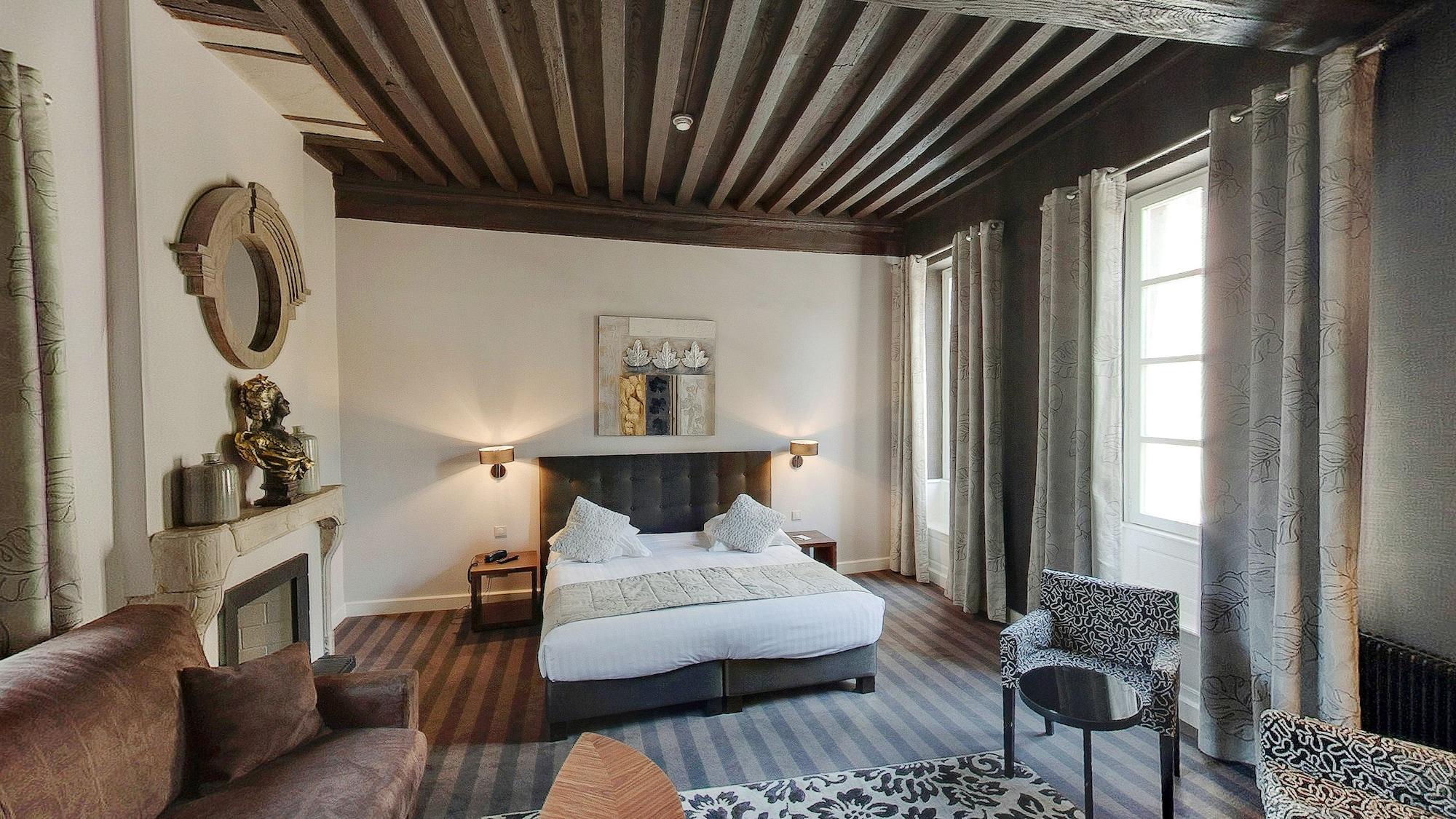 Hotel Maison Philippe Le Bon Hotel, Restaurant & Bar Le 19