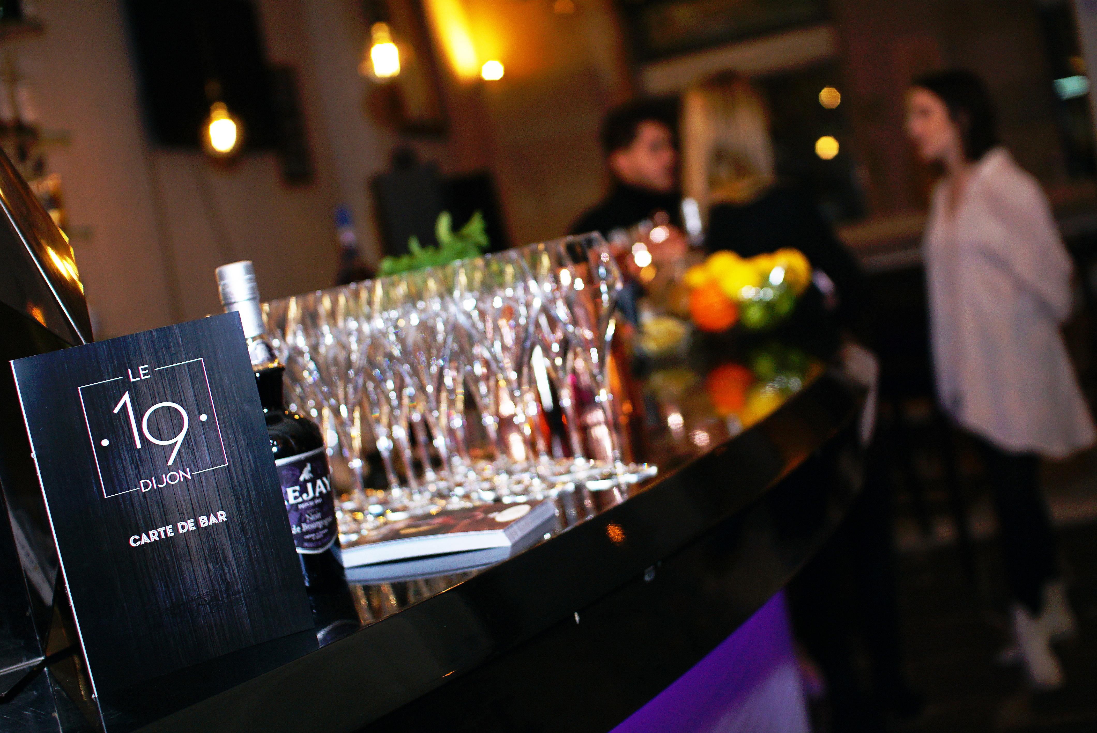 Maison Philippe Le Bon Hotel, Restaurant & Bar Le 19