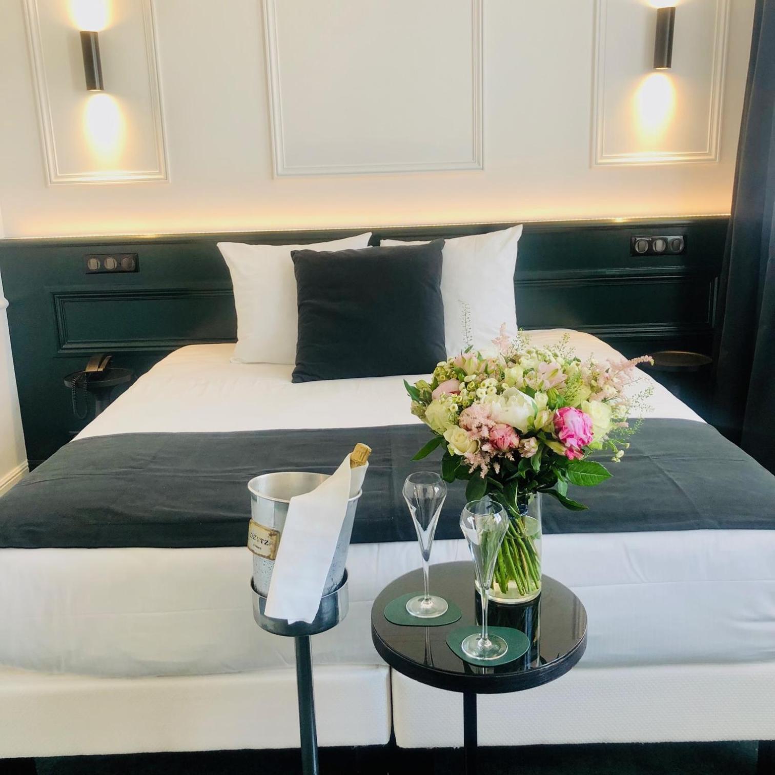 Maison Philippe Le Bon Hotel, Restaurant & Bar Le 19 Hotel